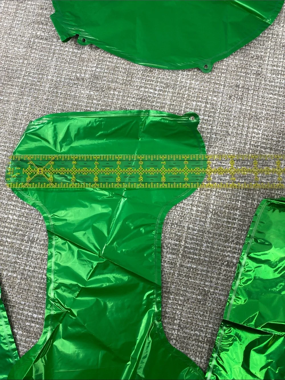 ‘Be Mine’ Green Letter Balloon Banner - Metallic Letter Decorations